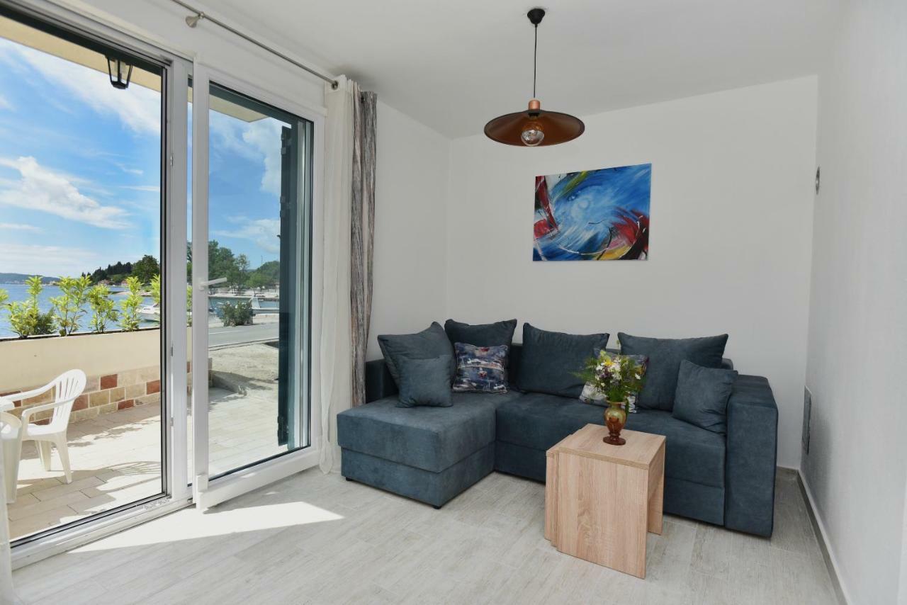 Hajdi Villa Kamenari Bagian luar foto
