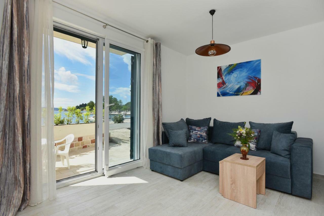 Hajdi Villa Kamenari Bagian luar foto