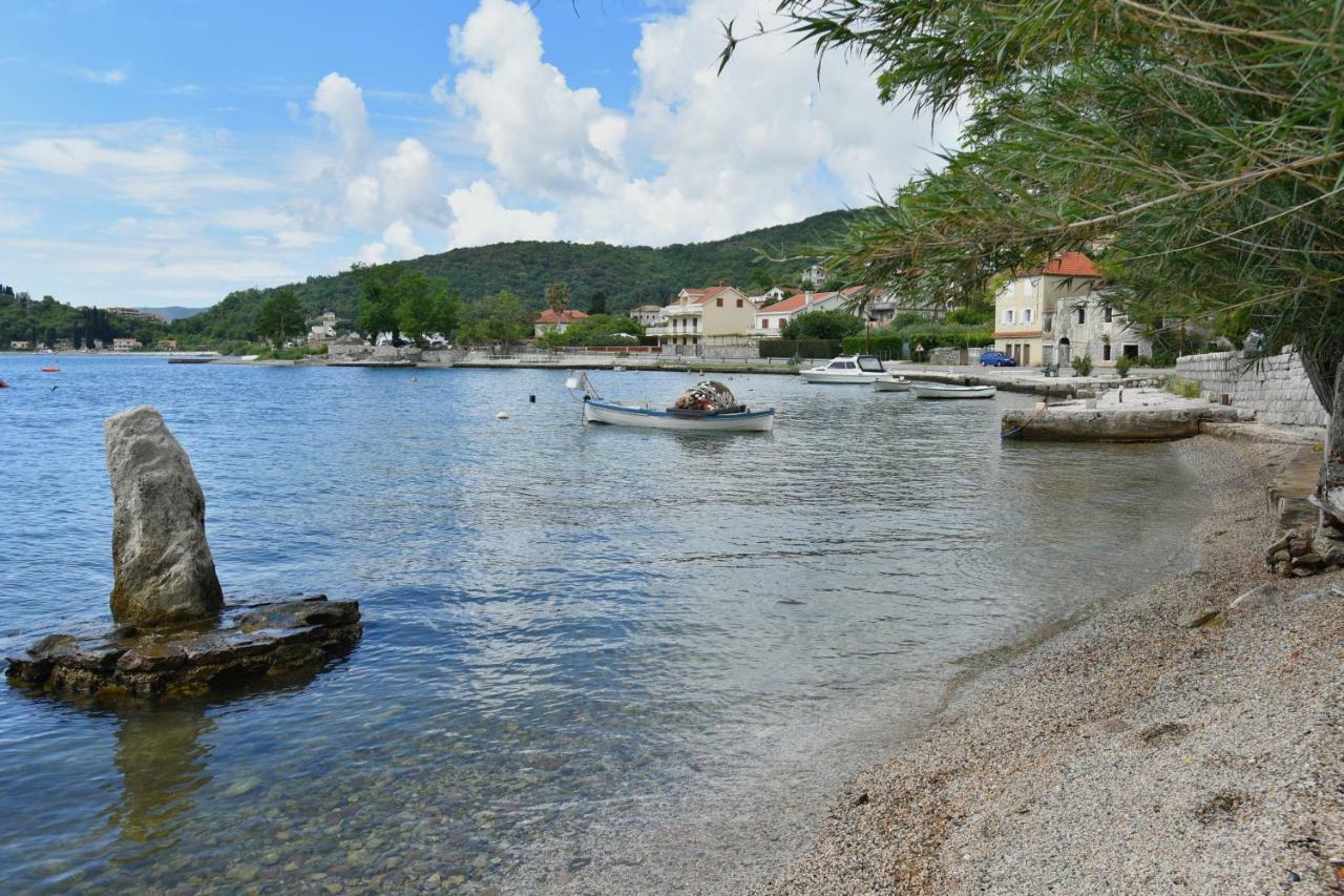 Hajdi Villa Kamenari Bagian luar foto