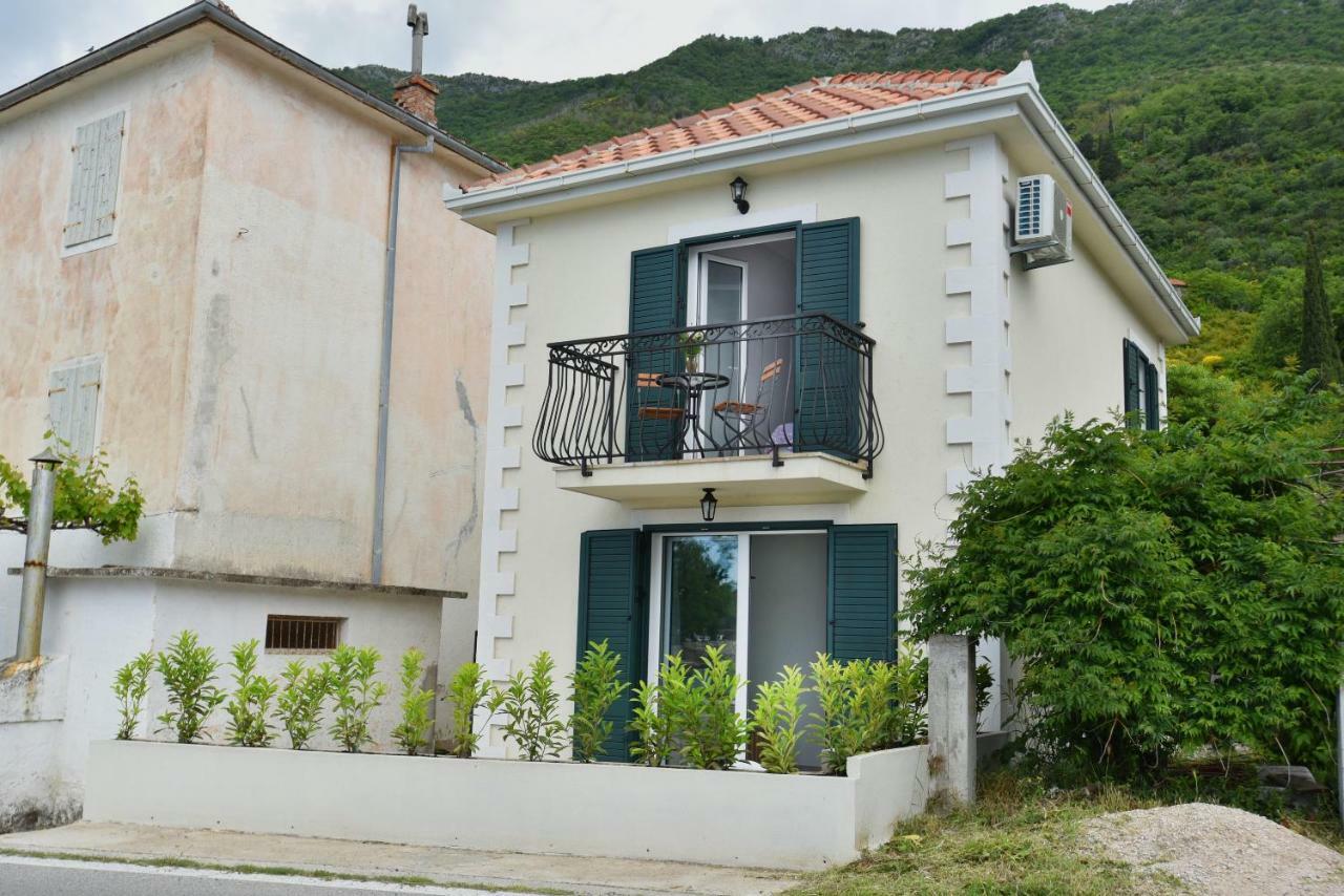 Hajdi Villa Kamenari Bagian luar foto