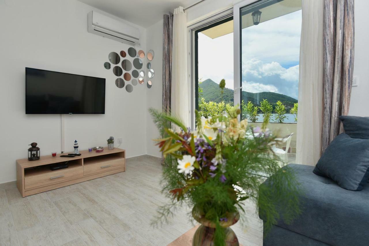 Hajdi Villa Kamenari Bagian luar foto